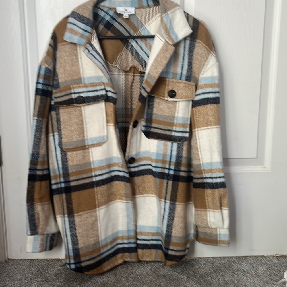 Urban Daisy Thick Plaid Flannel Jacket